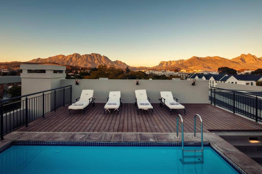 Unique Stay, The Den Apartments Stellenbosch Exterior foto